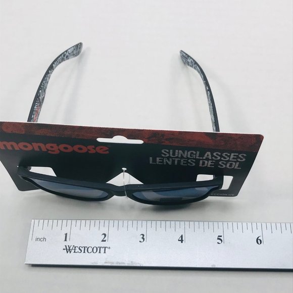 Mongoose Boys Black With Blue Mirror Lenses 100% UV Sunglasses New In Package - Picture 9 of 10